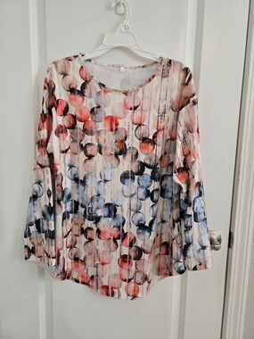 Women's Long Sleeve Printed Scoop Neck Top - Pink Blue Circle Pattern MEDIUM